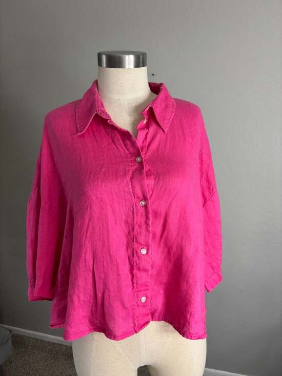 H&M Tops - H&M Women's Hot Pink Linen Blend Button Down Shirt